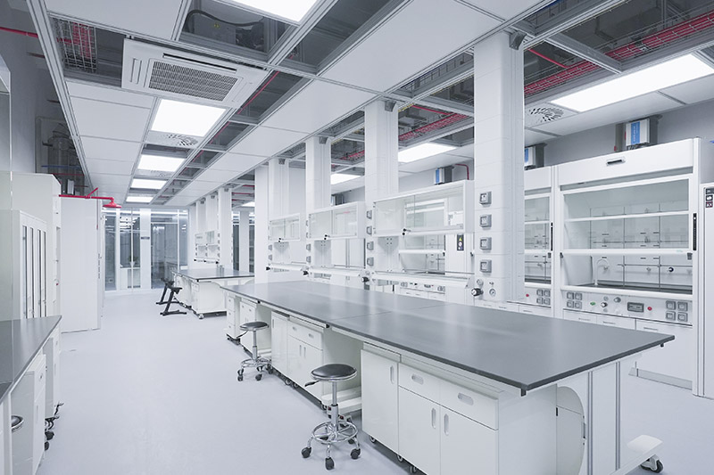 贵定实验室革新：安全与科技的现代融合